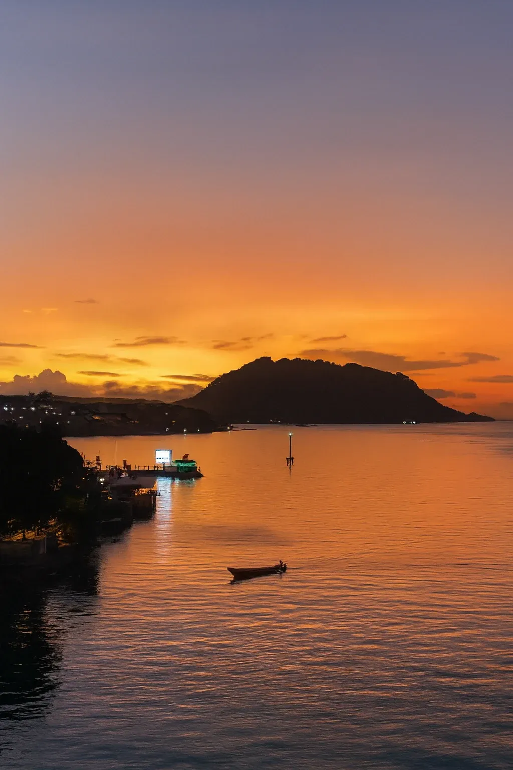 Port Numbay. Morning